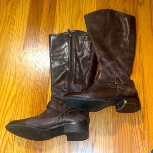 Franco Sarto wide calf zip up boots